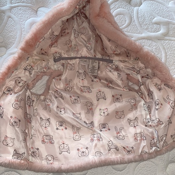 Vest - Picture 2 of 5